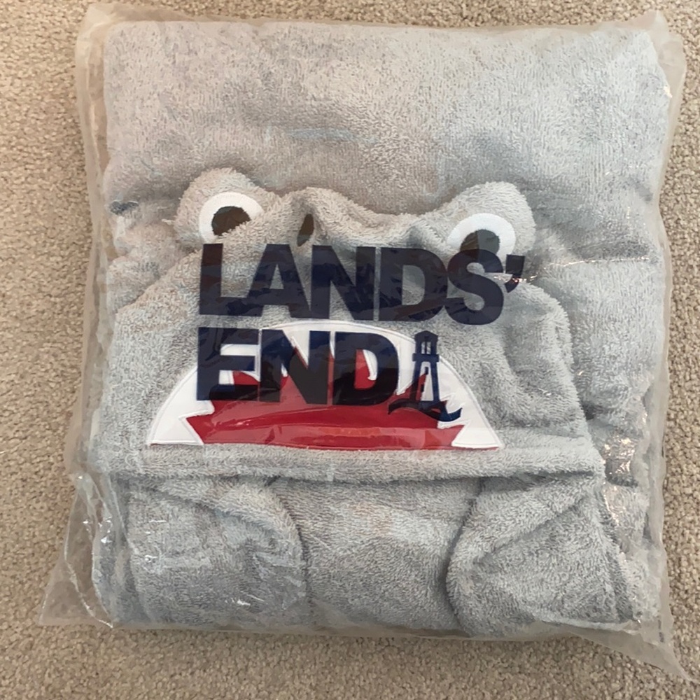 Lands End Kids Hooded Towel - Shark - NEW